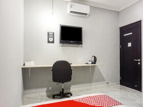 Collection O 91131 New V1 Hotel Near Stasiun Mangga Besar