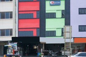 Collection O 91131 New V1 Hotel Near Stasiun Mangga Besar
