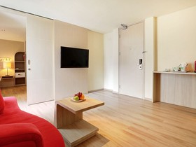 All Seasons Jakarta Gajah Mada