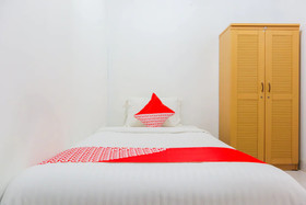 Paulus Residence by OYO Rooms