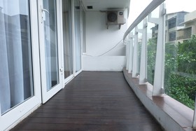 Royale SpringHill Apartment