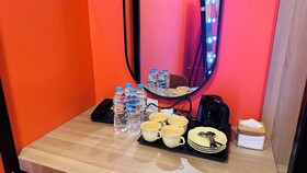 Yellow Bee Resort Cililitan