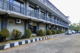 Green Hill Hotel And Convention Center by OYO Rooms