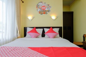 Green Hill Hotel And Convention Center by OYO Rooms