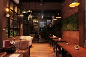 The Peak Guest House Syariah by OYO Rooms