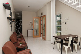 The Peak Guest House Syariah by OYO Rooms