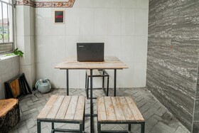 Spot On 93967 Hasna Guest House Syariah