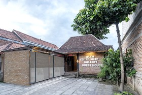 Alea Guesthouse by OYO Rooms