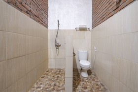 Alea Guesthouse by OYO Rooms