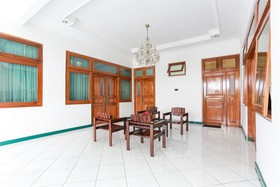Amandha by RedDoorz