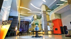 Grand Artos Aerowisata Hotel & Convention