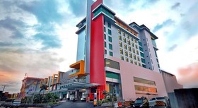 Grand Artos Aerowisata Hotel & Convention