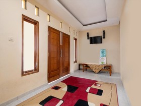 Lilik Homestay Syariah by OYO Rooms
