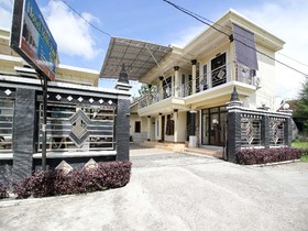 RedDoorz @ Kompleks Candi Borobudur