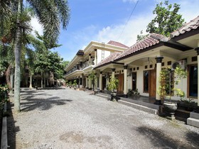 RedDoorz @ Kompleks Candi Borobudur