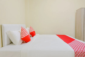 Sm House by OYO Rooms