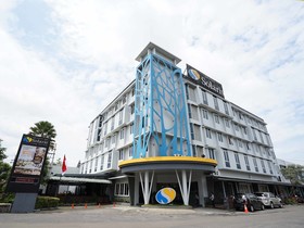 Solaris Malang