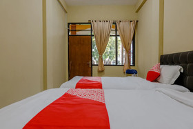 Uniga Malang Family Residence by OYO Rooms