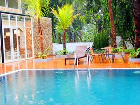 Bali de Anyer Hotel & Restaurant