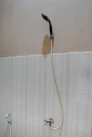 OYO Life 92925 Kost Bu Mala 2 Syariah