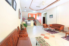 Akasia Hotel Syariah by OYO Rooms