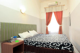 Akasia Hotel Syariah by OYO Rooms