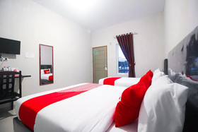 Fajar Residence by OYO Rooms