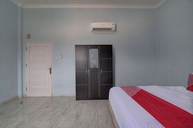 Penginapan Geby Syariah by OYO