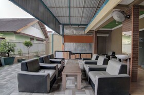 Penginapan Syariah By OYO