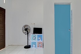 SPOT ON 91828 Homestay Dinda Syariah