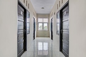 SPOT ON 91828 Homestay Dinda Syariah