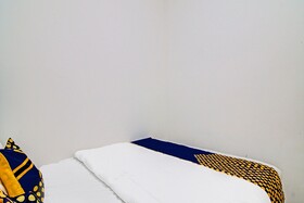 SPOT ON 91828 Homestay Dinda Syariah