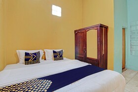 Spot On 92716 Penginapan Syafira