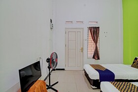 SPOT ON 92801 Penginapan Puti Syariah