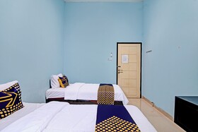 SPOT ON 92801 Penginapan Puti Syariah
