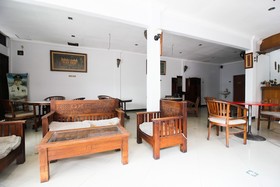 Wisma Dahlia by OYO Rooms