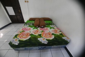 SPOT ON 93655 Home Stay Syariah Habibie
