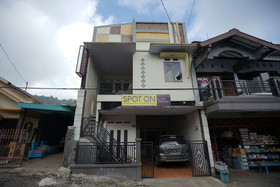 Dome Hotel by OYO Rooms