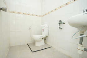 Female Guest House by OYO Rooms