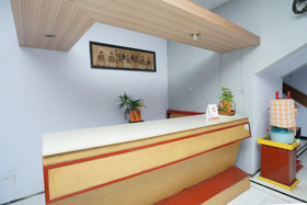 Female Guest House by OYO Rooms