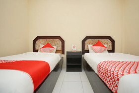 Female Guest House by OYO Rooms
