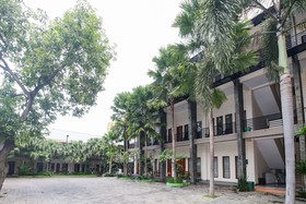 Hotel Ratna by Airy Rooms