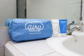 Hotel Ratna by Airy Rooms