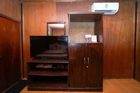 Kampoeng Kita Hotel by OYO Rooms