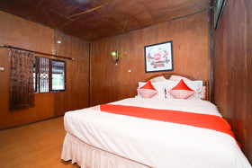 Kampoeng Kita Hotel by OYO Rooms
