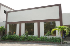 Kampoeng Kita Hotel by OYO Rooms