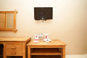 Kampoeng Kita Hotel by OYO Rooms