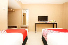 Kampoeng Kita Hotel by OYO Rooms