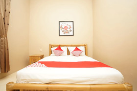 Kampoeng Kita Hotel by OYO Rooms