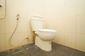 Kampoeng Kita Hotel by OYO Rooms